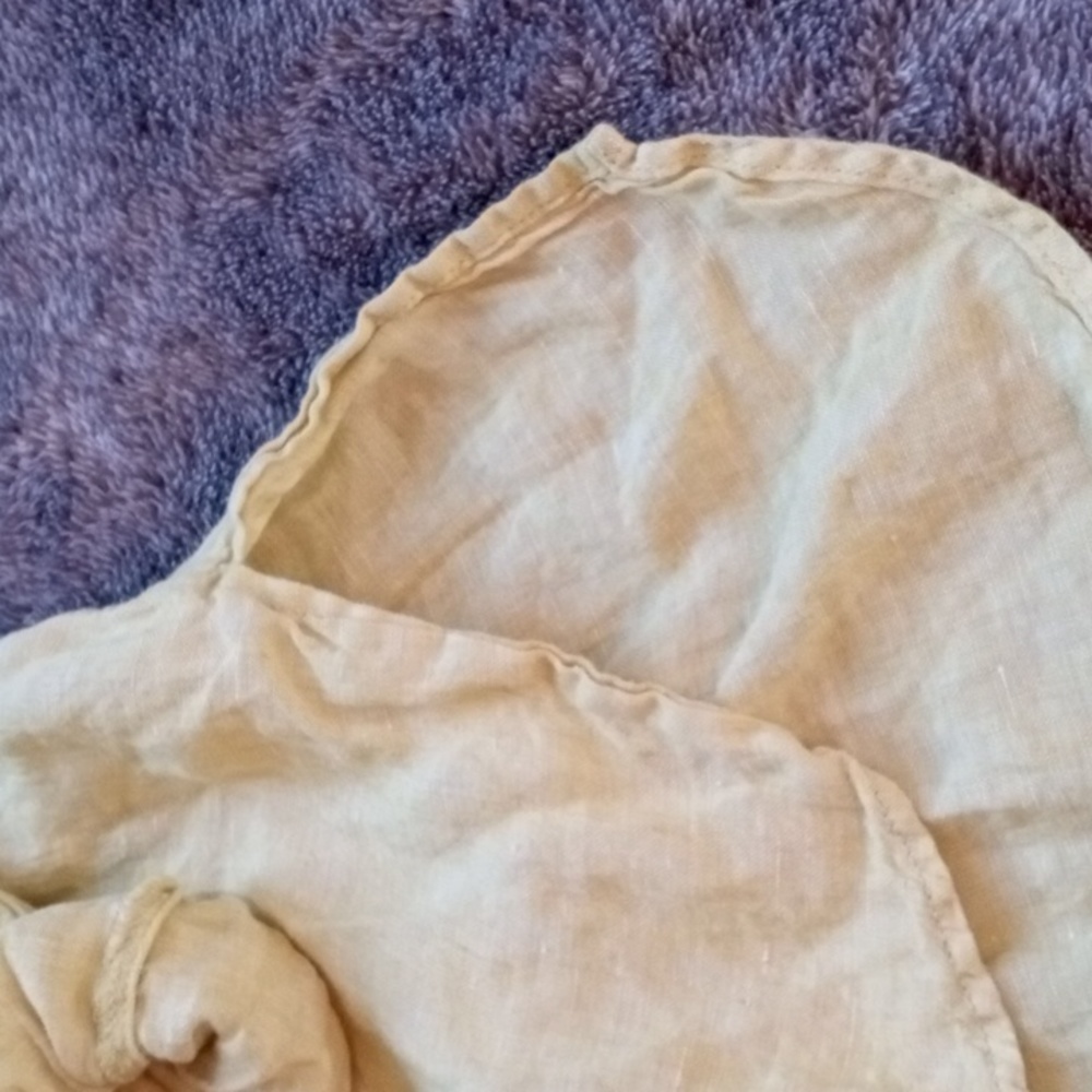 Sigrid Olsen 100% linen chartreuse button yoke top - Picture 6 of 9